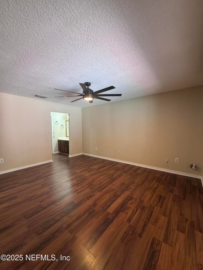 Building Photo - 8179 Crosswind Rd