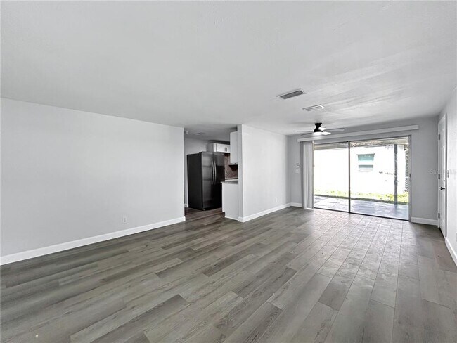 Building Photo - 3006 E Idlewild Ave