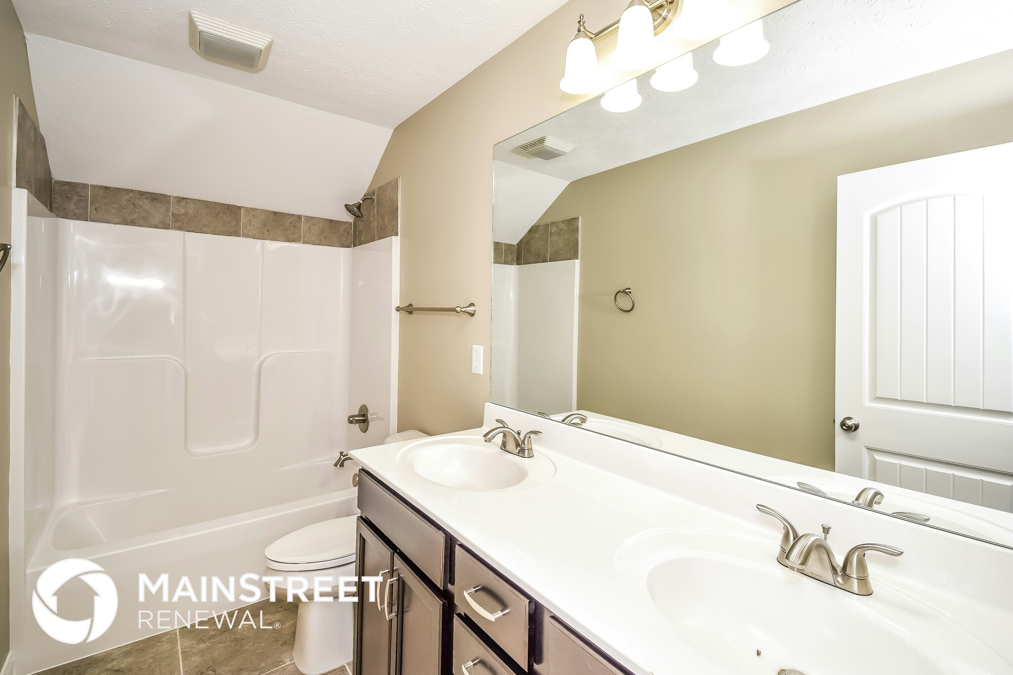 Building Photo - 6105 Port Antonio Rd