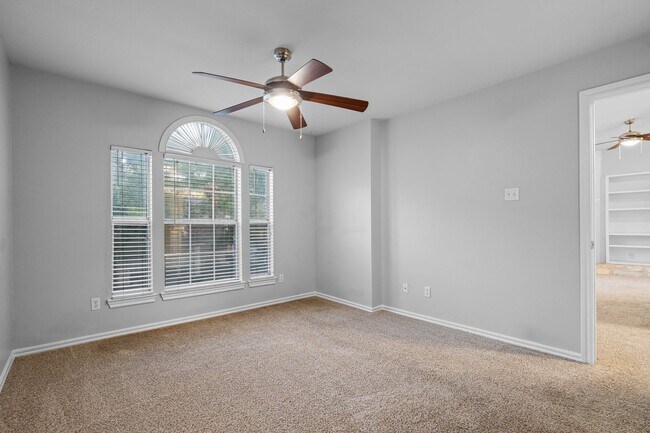 Building Photo - Pointe Condo - 360 / 2222 - Huge 1 Bd - Garage - Patio - Pool - Dog Park - $1095**