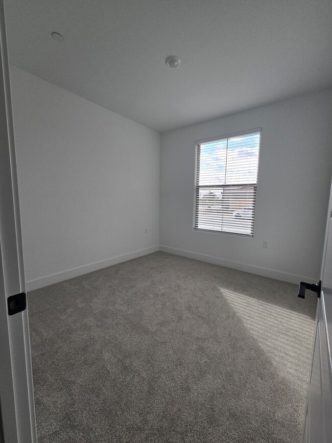 Building Photo - 5 BR 3 BA home available now