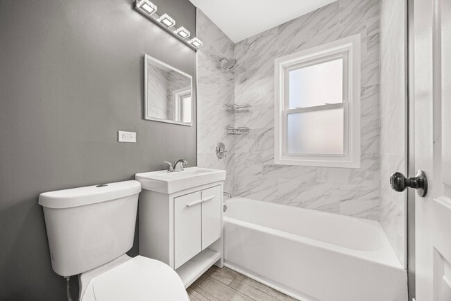 Building Photo - 9740 S Prairie Ave