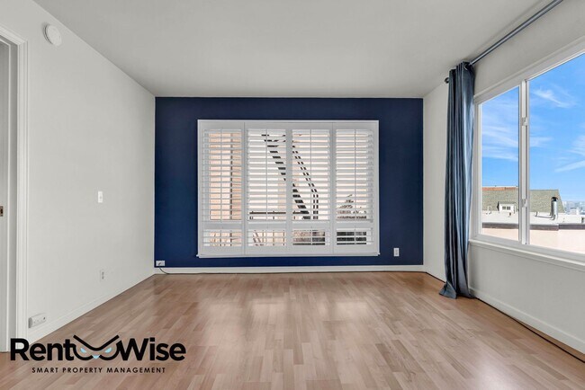 Building Photo - 11 Argent Alley