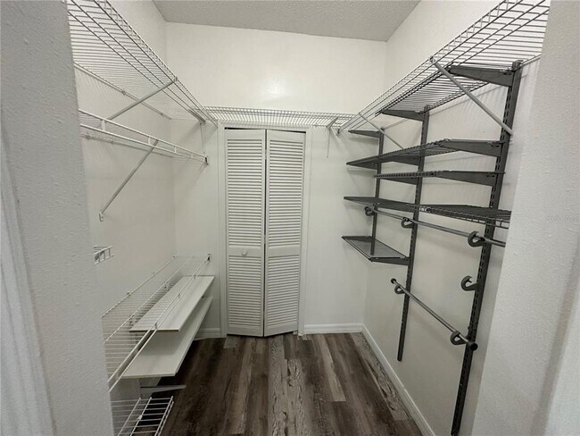 Building Photo - 14572 Laguna Beach Cir