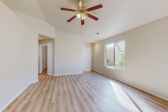 Building Photo - 3473 Martin Meadows Dr NE