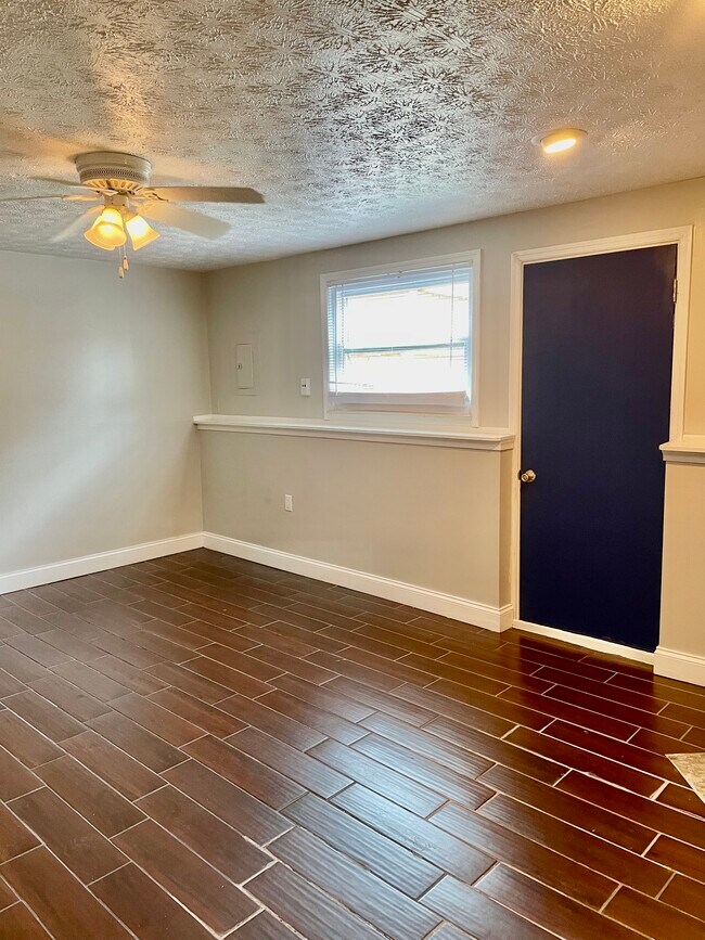 Building Photo - 5042 Magnolia Blossom Blvd