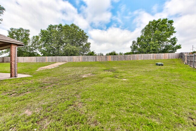 Building Photo - 2901 San Juan Trails