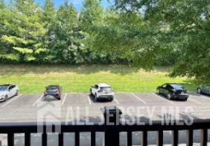 Building Photo - 2217 Sayre Dr