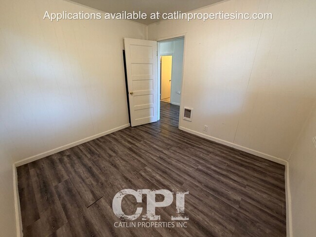 Building Photo - MOVE IN SPECIAL -  1/2 FIRST MONTHS RENT!!