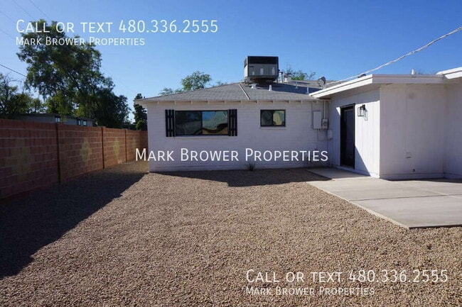 Building Photo - 713 S Darrow Dr