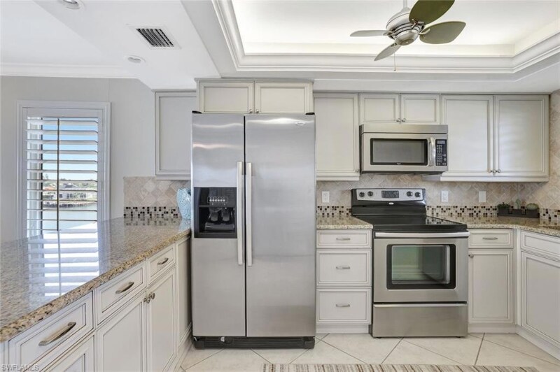 Building Photo - 271 Southbay Dr