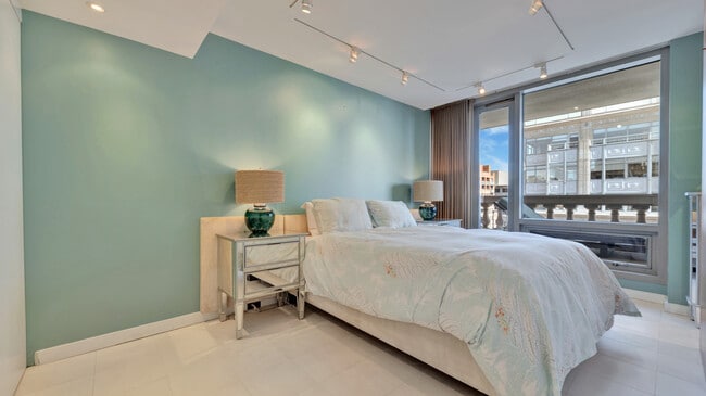 Building Photo - 701 Pennsylvania Ave NW