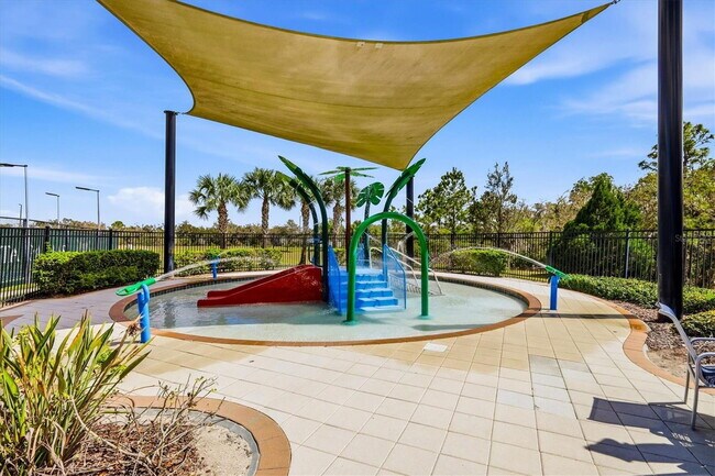 Building Photo - "Charming 3-Bedroom Home with Elegant Granite Touches in Wimauma!" Community pool! Fitness center...
