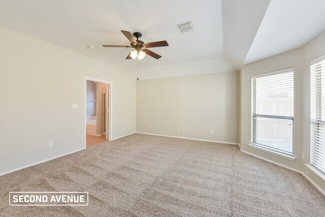 Building Photo - 5828 Fathom Dr