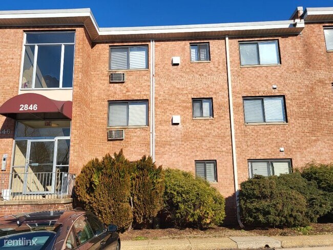 Primary Photo - 1 br, 1 bath Condo - 2846 E Annandale Rd 3...