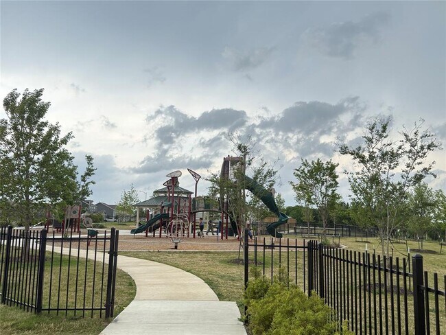 Building Photo - 165 Kyanite Dr