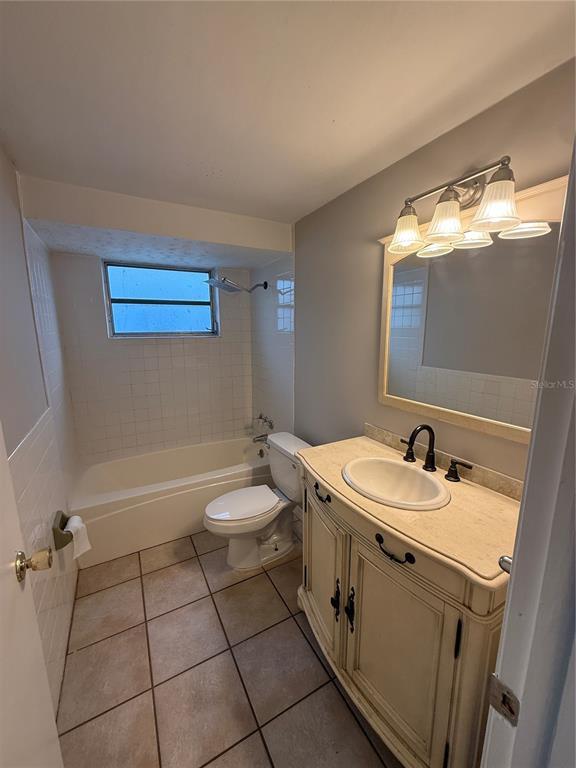 Building Photo - 3525 Springfield Dr