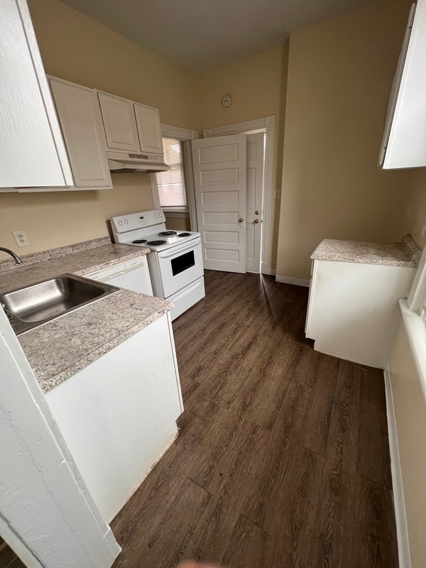 Building Photo - 200 Minor St