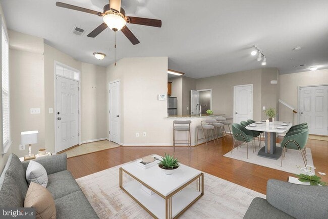 Building Photo - 19441 Promenade Dr