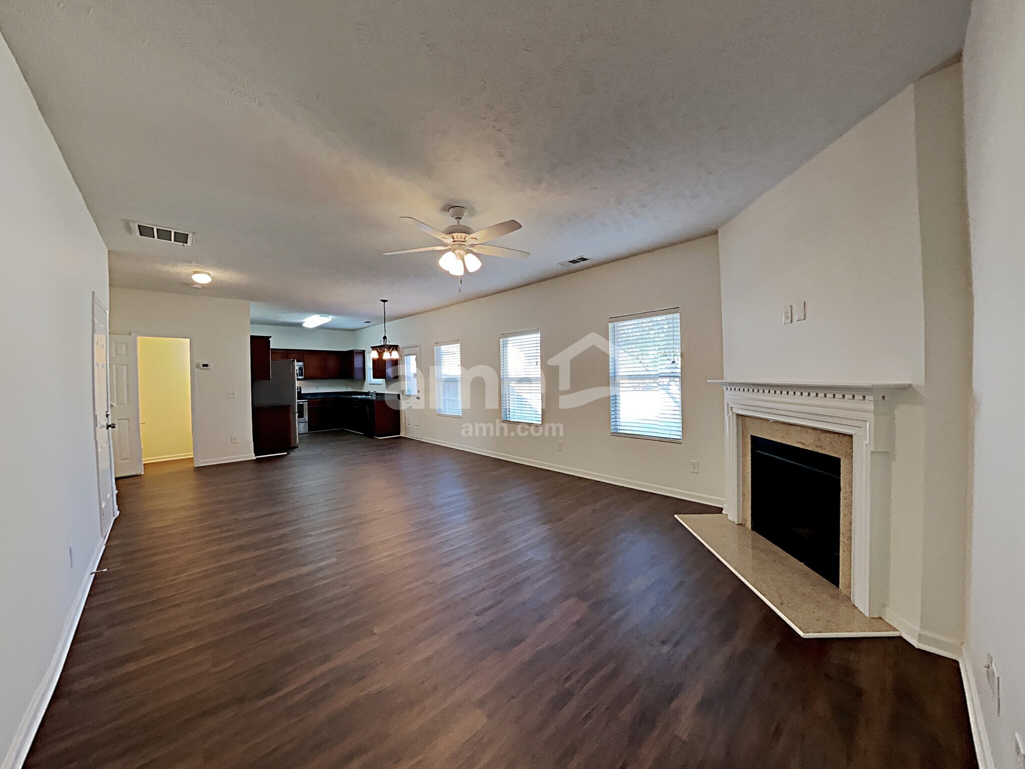 Building Photo - 600 Pemberton Dr