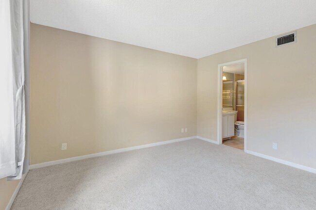 Building Photo - 4835 Sable Pine Cir