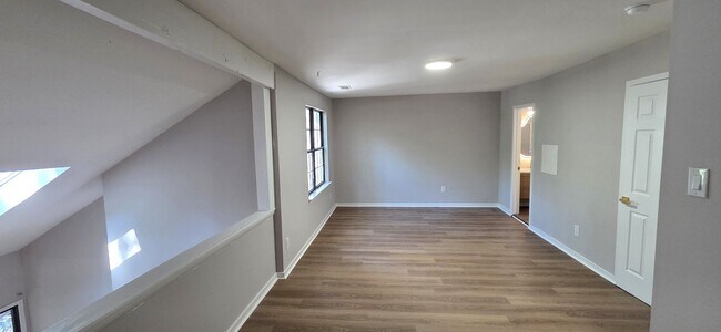 Building Photo - 620 Jaeger Ct