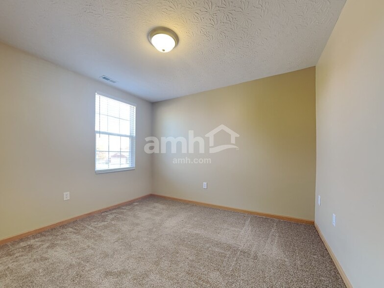 Building Photo - 2565 Allegro Ln