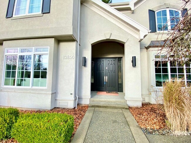 Building Photo - Great Home For Rent