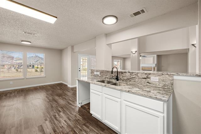 Building Photo - 6209 San Marino Dr