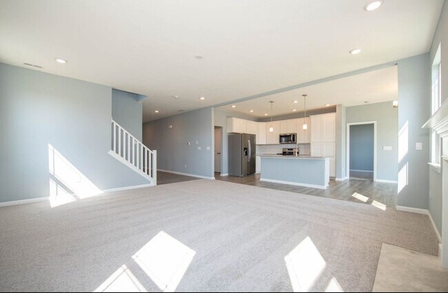 Building Photo - 5817 Flat Hill Dr