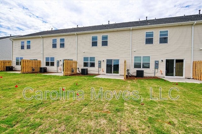 Building Photo - 34 Apricot Ln