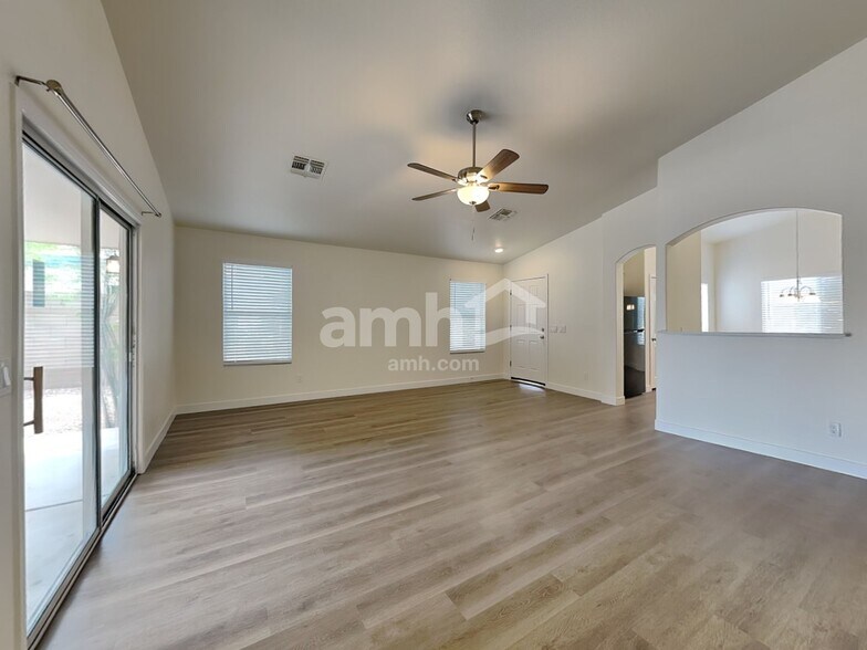 Building Photo - 8545 W El Caminito Dr