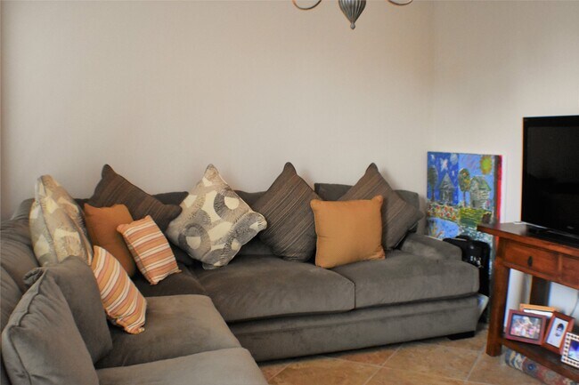 Building Photo - 26 Islewood Blvd