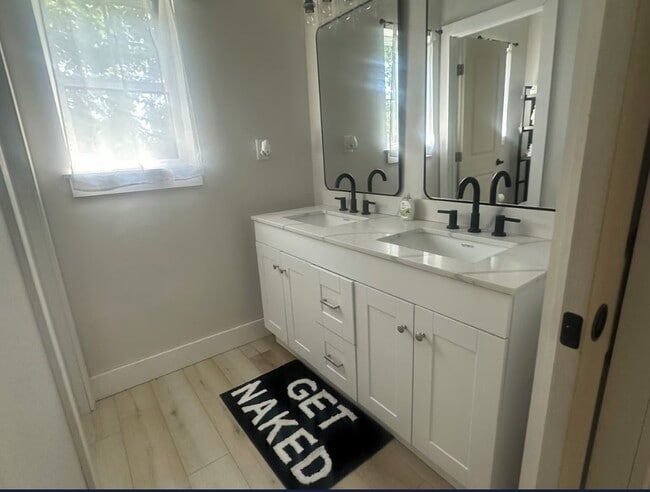 Building Photo - 161 West Ave