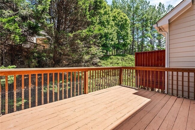 Building Photo - 4721 Creekside Villas Way