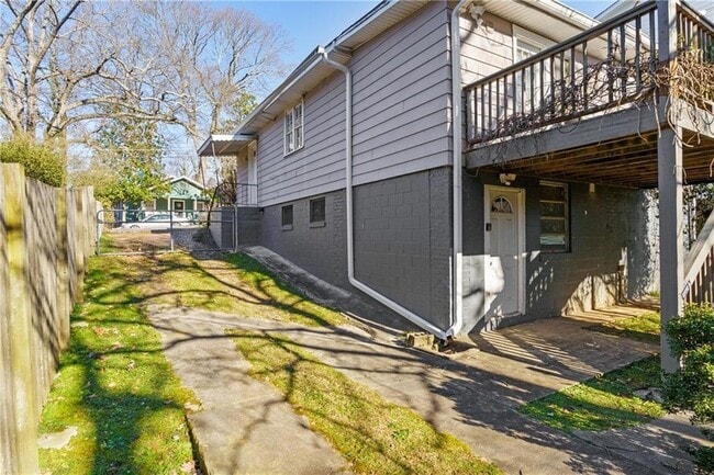 Building Photo - 2608 Church St NW