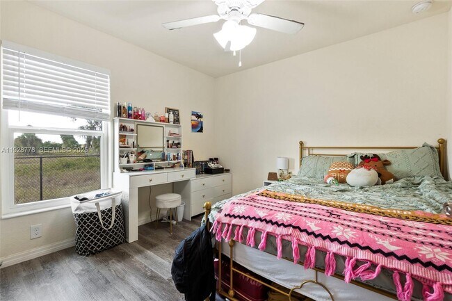 Building Photo - 3019 Honeywood Rd