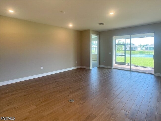 Building Photo - 417 Coral Reef Pl