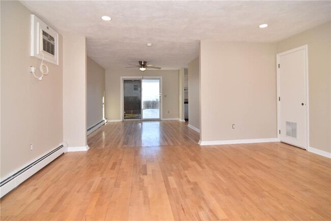 Building Photo - 8 COLEMAN St