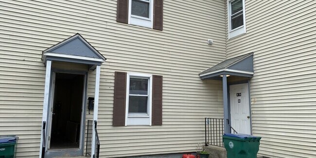 Primary Photo - 49 Oak Street