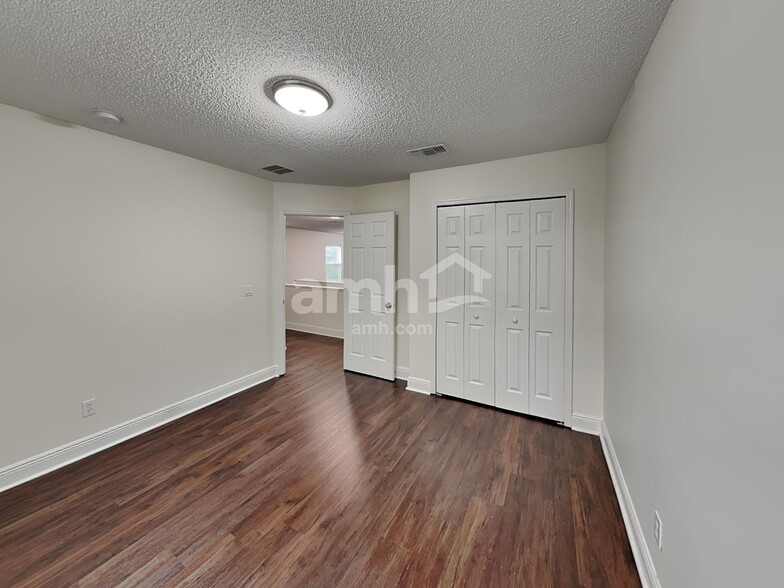 Building Photo - 14513 Kaiser Ct