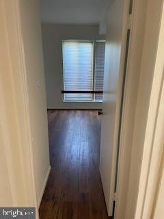 Building Photo - 1823 N Shore Ct