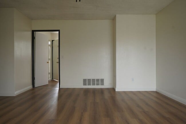 Building Photo - 12149 Alondra Blvd