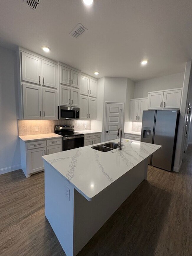 Building Photo - 376 Kristie Path