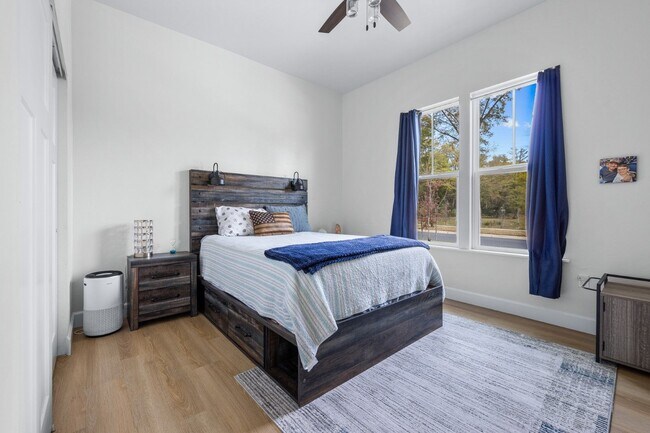 Building Photo - Beautiful Home in Town of Tioga