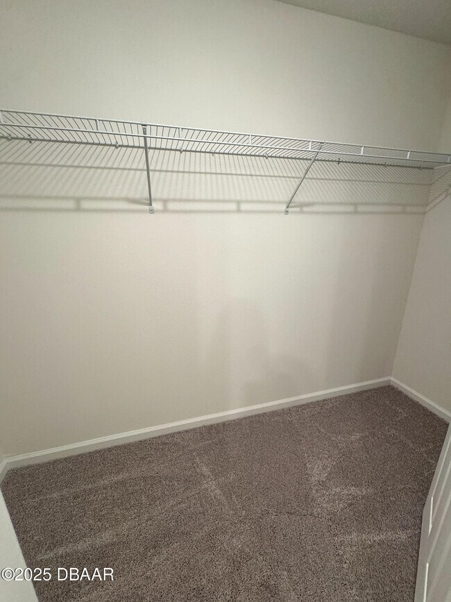 Building Photo - 55 Signet Cir