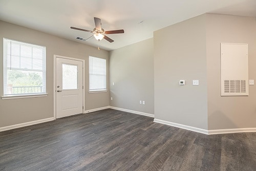 Building Photo - Riverbend Estates III