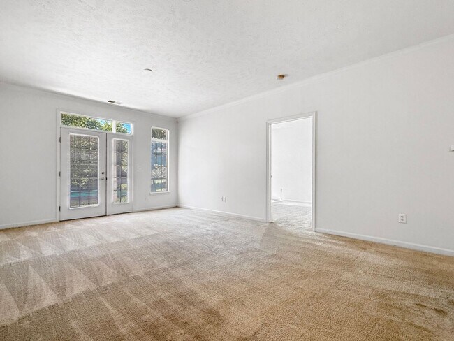 Building Photo - Grand Lakeside Escape: Spacious 3-Bedroom ...