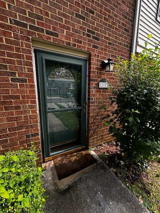 Building Photo - Cozy townhome in Grafton section of York C...
