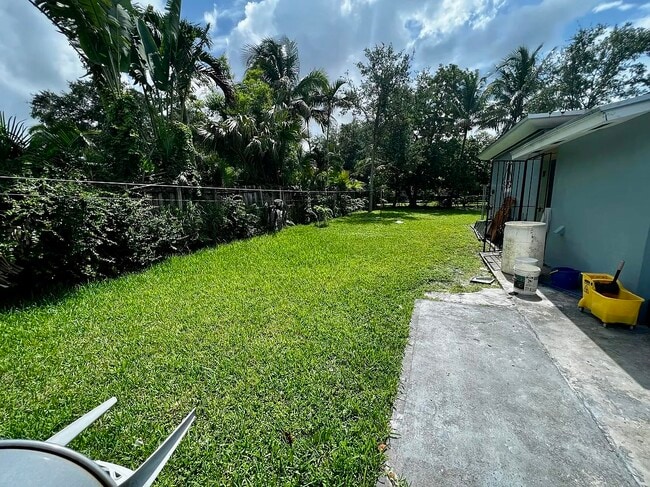 Building Photo - 47 NW 151st St